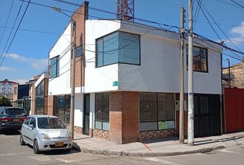 Casa en  Cerezos, Facatativa