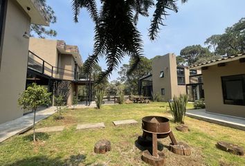 Casa en  Avándaro, Valle De Bravo