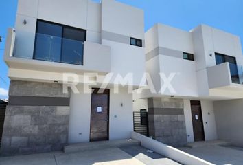 Casa en  Calle Carlota Sosa Y Silva, La Cúspide, Tijuana, Baja California, 22517, Mex