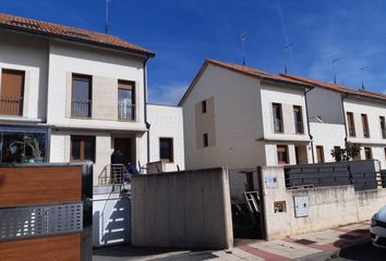 Chalet en  Sariegos Del Bernesga, León Provincia