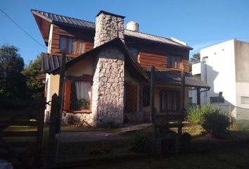 Casa en  Bosque Peralta Ramos, Mar Del Plata