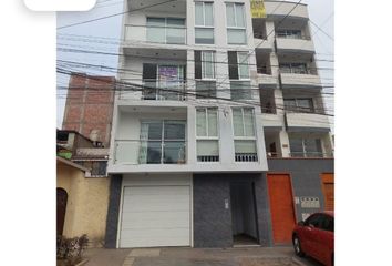 Departamento en  Salamanca De Monterrico, Lima