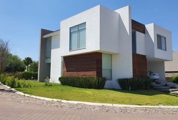 Casa en  Avenida Hacienda El Campanario, El Campanario, Santiago De Querétaro, Querétaro, 76146, Mex