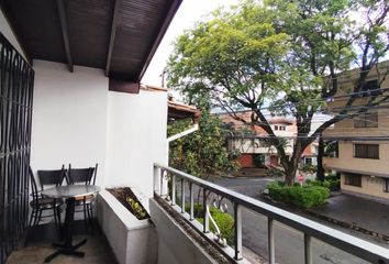 Casa en  La Ámerica, Medellín