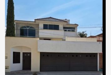 Casa en fraccionamiento en  Calle Villa De Guadalupe 611, Villas Del Campestre, León, Guanajuato, 37129, Mex