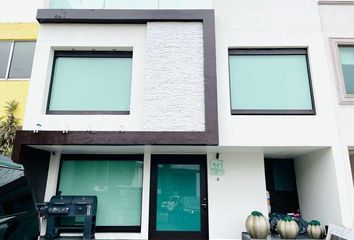 Casa en  Retorno Del Circuito De Los Diamantes 135-151, Joyas Del Pedregal, Coyoacán, Ciudad De México, 04660, Mex