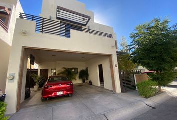 Casa en  Valle Santa Mónica, Hermosillo