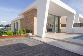 Chalet en  Distrito 1 - Centro - El Chaparral, Torrevieja