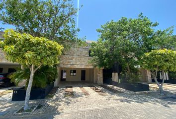 Casa en condominio en  Temozón Norte, Mérida, Yucatán, Mex