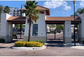 Casa en  Fraccionamiento Cumbres Del Lago, Municipio De Querétaro