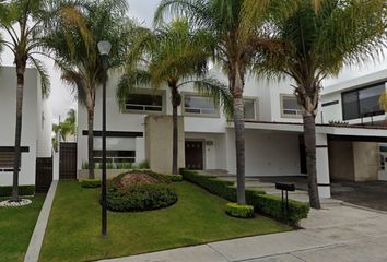 Casa en  Fraccionamiento Cumbres Del Lago, Municipio De Querétaro