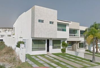 Casa en  Fraccionamiento Cumbres Del Lago, Municipio De Querétaro