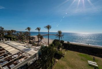 Apartamento en  Distrito 3-nueva Andalucía, Marbella