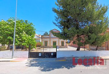 Edificio en  Utrera, Sevilla Provincia