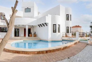 Chalet en  Orihuela-costa, Alicante Provincia