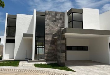 Casa en  Calle 19, Cholul, Mérida, Yucatán, 97305, Mex