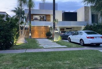 Casa en  Paseo San Arturo 2404, Valle Real, Zapopan, Jalisco, 45019, Mex