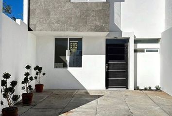 Casa en  Calle María Fernanda, Colinas Del Saltito, Durango, 34108, Mex