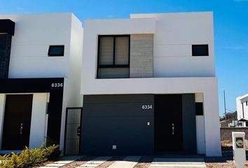 Casa en  Marina Mazatlán, Mazatlán