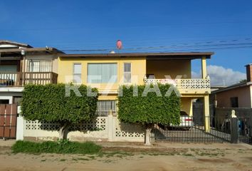 Casa en  Playas De Chapultepec, Ensenada