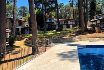 Casa en  Avándaro, Valle De Bravo