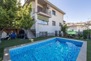 Chalet en  Pinos Genil, Granada Provincia