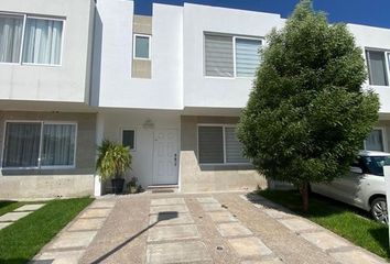 Casa en  Santuarios Del Cerrito, Corregidora, Querétaro