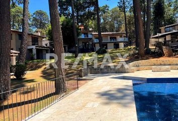 Casa en condominio en  Avándaro, Valle De Bravo