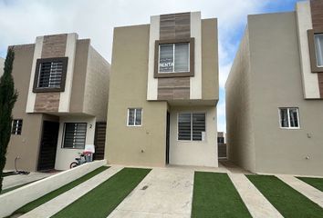 Casa en condominio en  Privada Cácerez, Quinta Del Cedro, Tijuana, Baja California, 22667, Mex