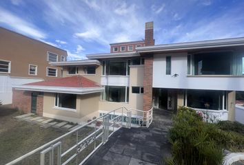 Casa en  Nayón, Quito