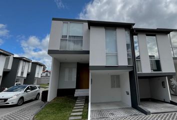 Casa en  Alangasí, Quito