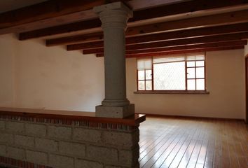 Casa en condominio en  Cerrada Hacienda San Martín Caballero, Hacienda De Las Palmas, Jesús Del Monte, Huixquilucan, México, 52763, Mex