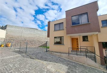 Casa en  La Concepción, Quito