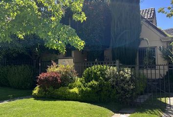 Casa en  Lo Barnechea, Provincia De Santiago