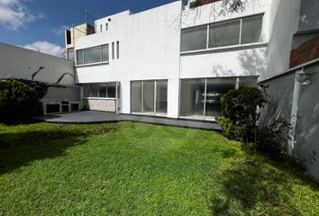 Casa en  Lomas De Tecamachalco Sección Bosques I Y Ii, Huixquilucan