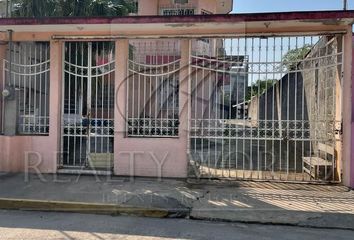 Casa en  Gil Y Sáenz (el Águila), Villahermosa, Tabasco