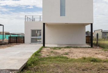 Casa en  Máximo Paz, Partido De Cañuelas