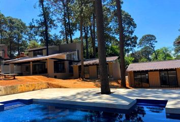 Casa en  Avándaro, Valle De Bravo