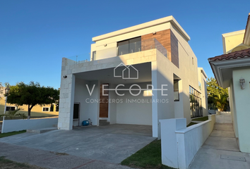 Casa en  Boulevard Del Atlántico, Mazatlán, Sinaloa, 82103, Mex