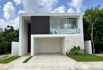 Casa en  Calle 28, Komchén, Mérida, Yucatán, Mex