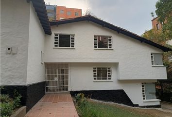 Casa en  San Javier, Medellín