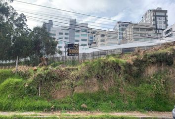 Terreno Comercial en  El Batán, Quito