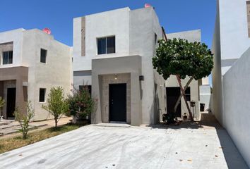 Casa en  Avenida Porferrada, Gran Segovia, Segovia Residencial, Mexicali, Baja California, 21376, Mex