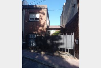 Casa en  Villa Sarmiento, Partido De Morón