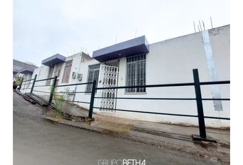 Casa en  Pomasqui, Quito