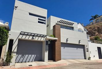 Casa en  Hacienda Agua Caliente, Tijuana