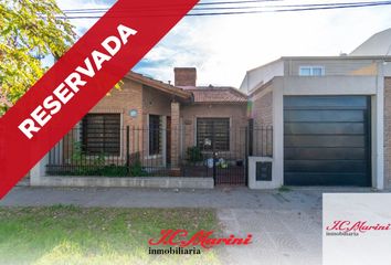 Casa en  Calle López Vicente 1919, Bahía Blanca, Provincia De Buenos Aires, Arg