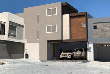 Casa en  Villas La Rioja, Monterrey