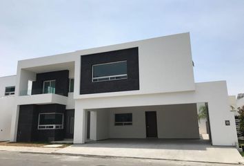 Casa en  Hacienda De La Sierra, San Pedro Garza García