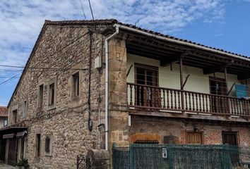 Villa en  Los Corrales De Buelna, Cantabria